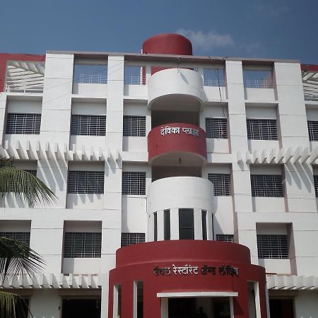 Hotel Royal Lodging Phursungi Bagian luar foto