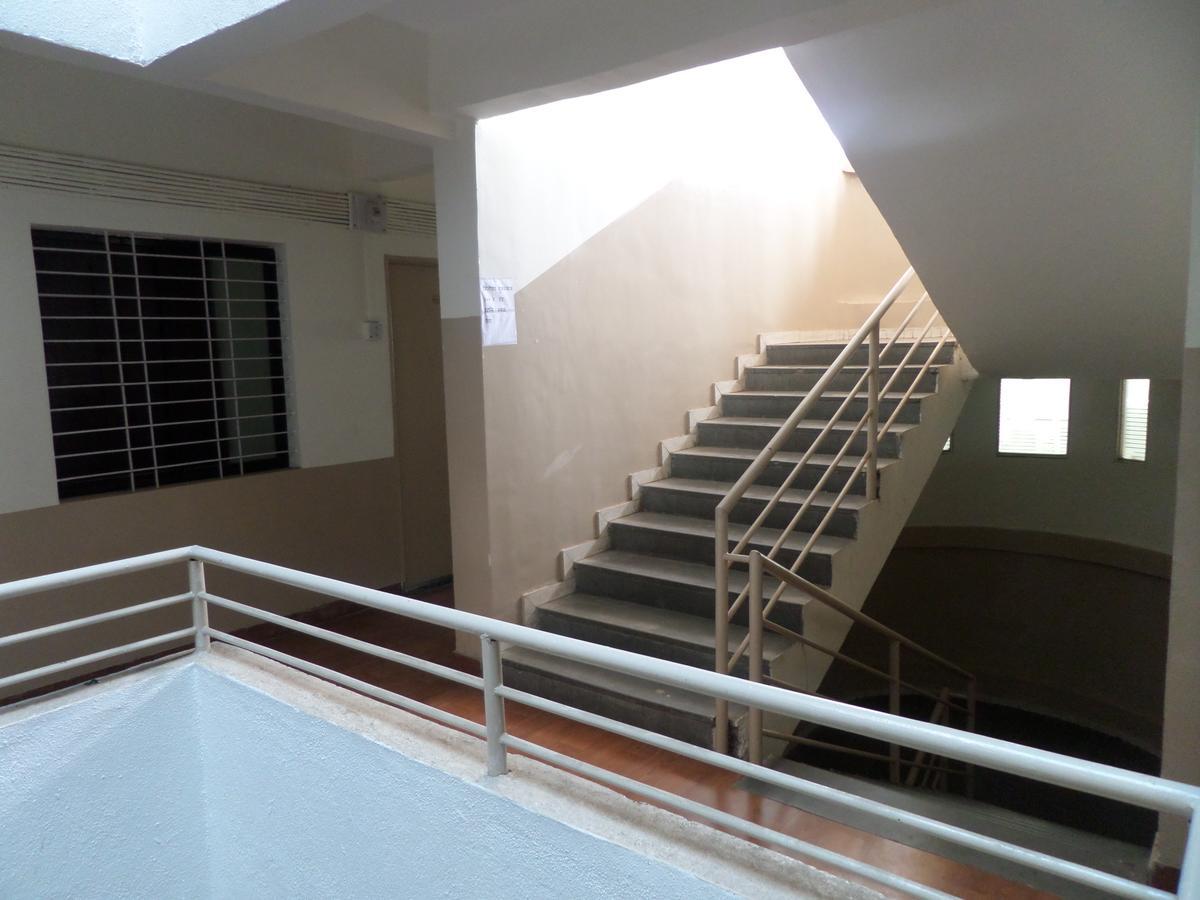 Hotel Royal Lodging Phursungi Bagian luar foto